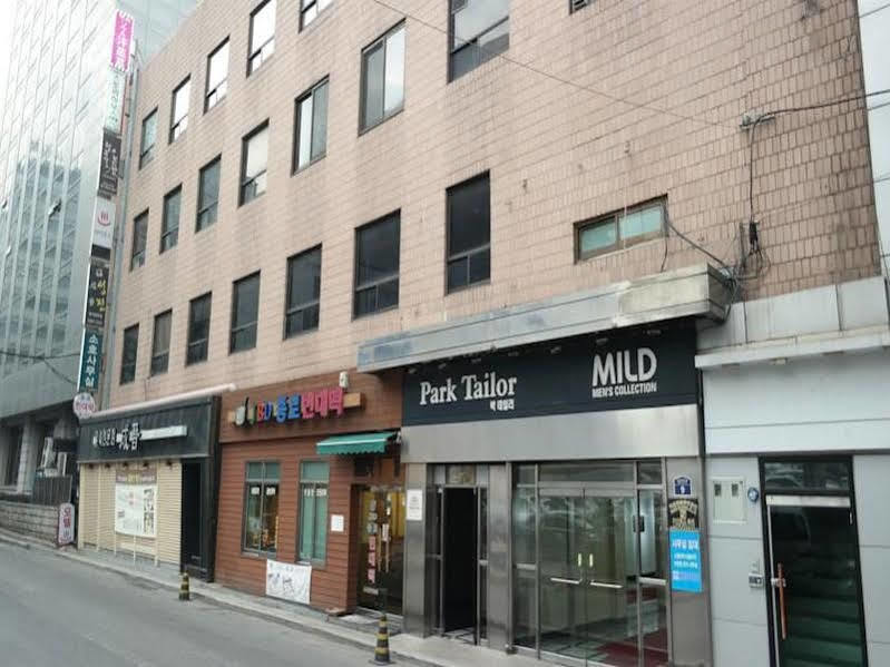Hotel Storyhouse Myeongdong à Séoul Extérieur photo